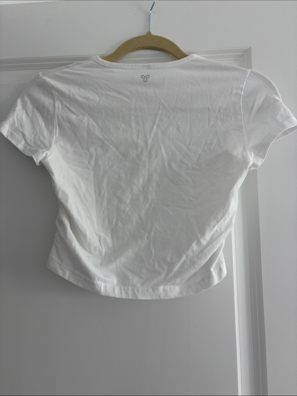 TNA White Ruched-Side Crew Tee - Picture 2 of 2